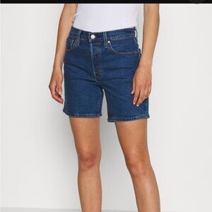 💕Levi's 501’s Denim Jean Shorts Classic High-Rise Fit-Hemmed size 26